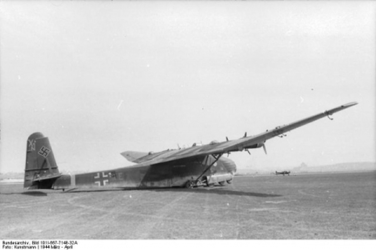 Messerschmitt Me 323 va tham vong chinh phuc chau Au cua Duc-Hinh-12